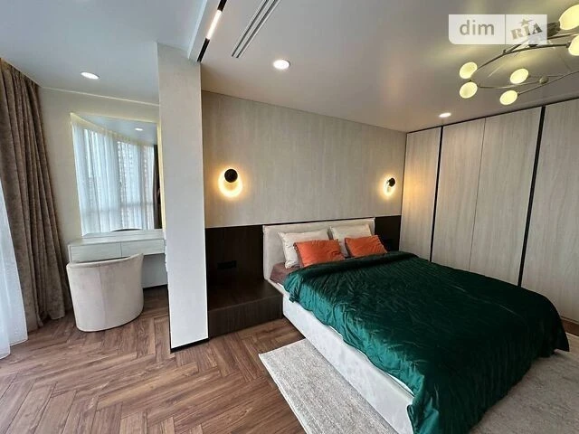 Продаж 3к квартири 104.7 кв. м на наб. Дніпровська 25 • ID 3