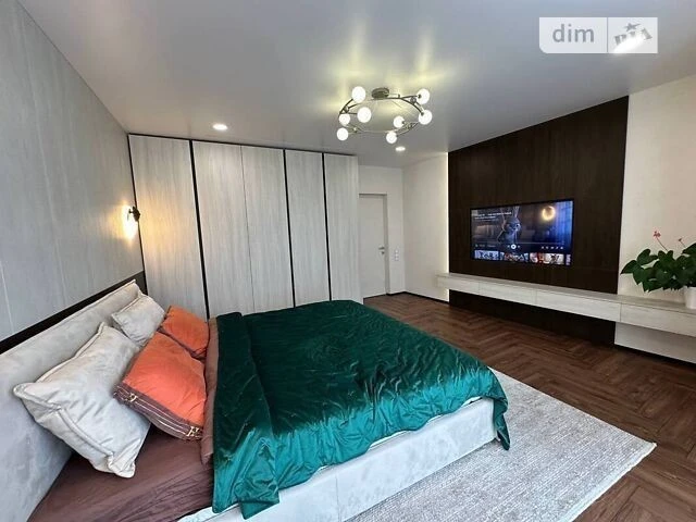 Продаж 3к квартири 104.7 кв. м на наб. Дніпровська 25 • ID 3