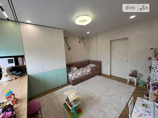 Продаж 3к квартири 104.7 кв. м на наб. Дніпровська 25 • ID 3