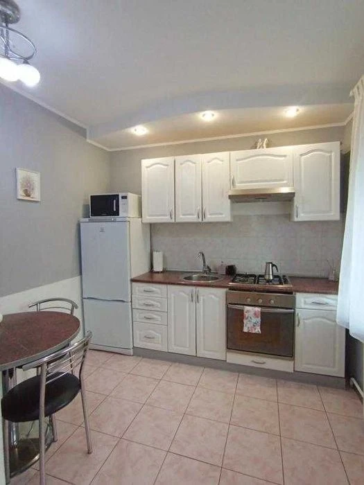 Продам 3 из квартиру м Армейская Героев Харькова(Московский