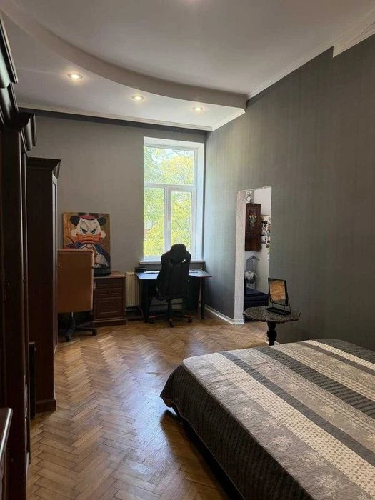 2 bedroom apartment in the center