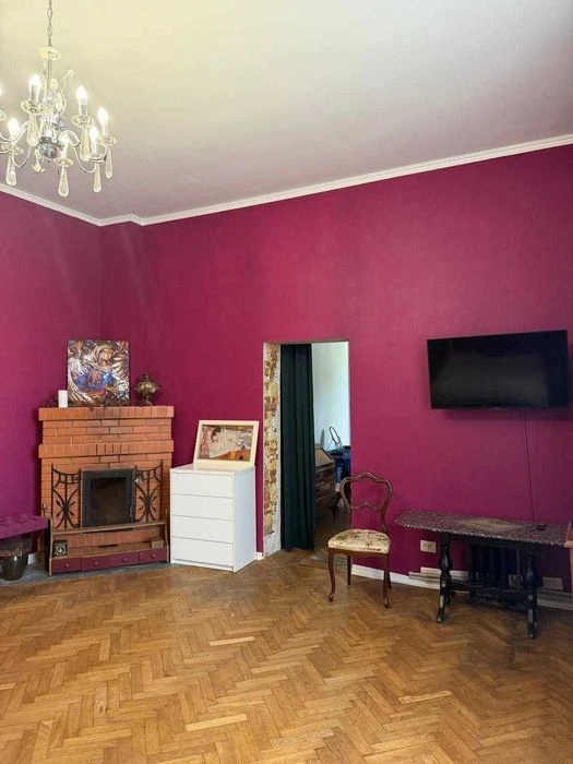 2 bedroom apartment in the center