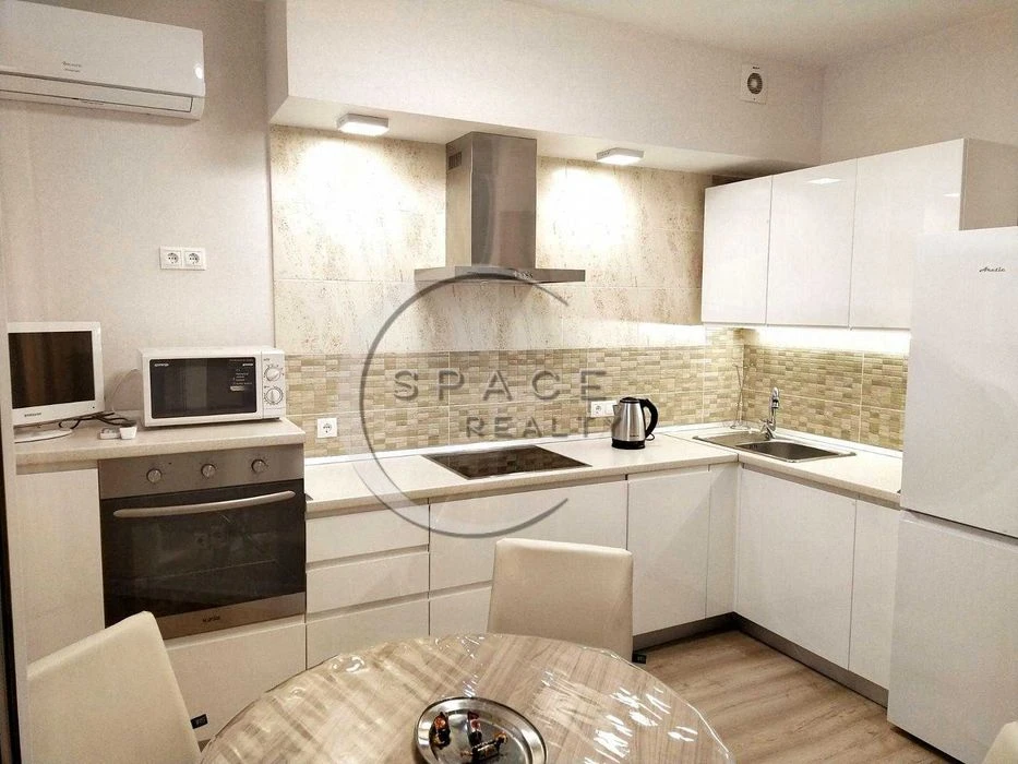 Продаж 2-кімнатної квартири в центрі Києва вул. Дмитриевская