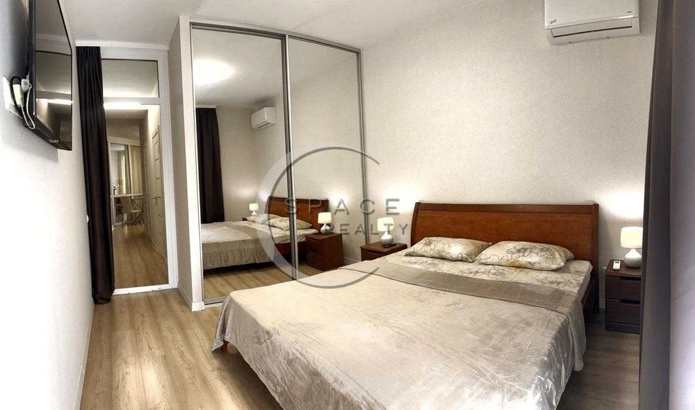 Продаж 2-кімнатної квартири в центрі Києва вул. Дмитриевская