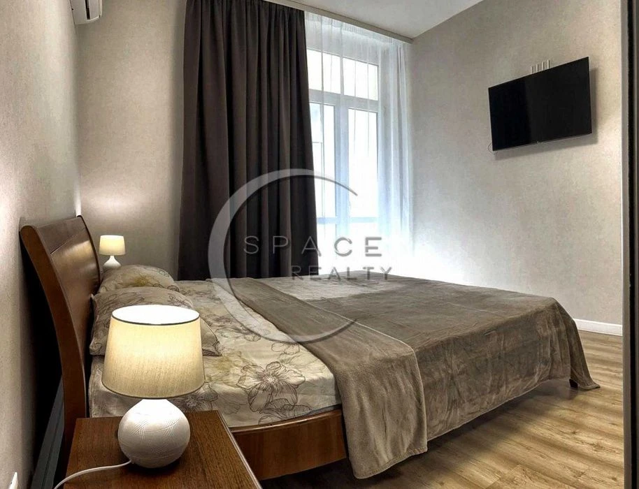 Продаж 2-кімнатної квартири в центрі Києва вул. Дмитриевская