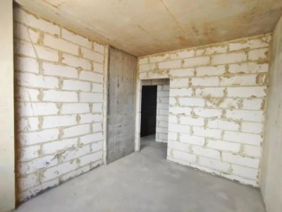 Продаж 3 кім квартири, готова до ремонту, центр.