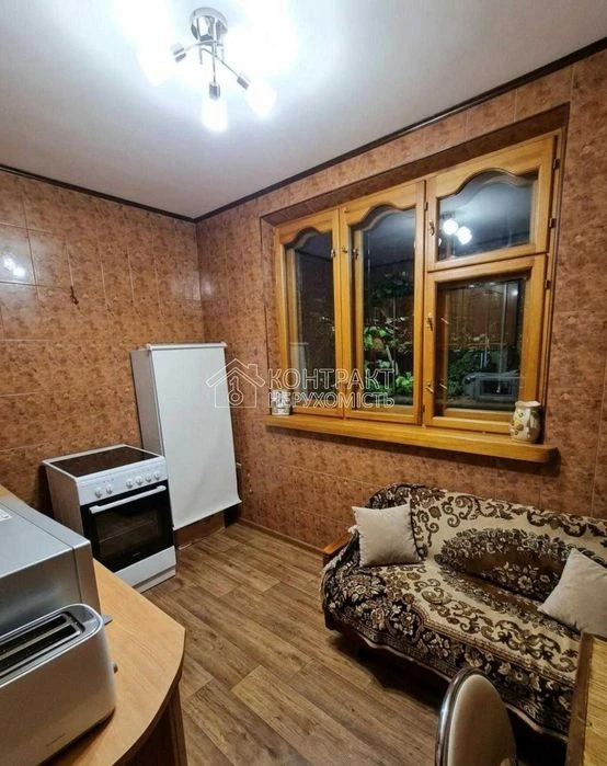 Spacious 3-room apartment for sale / Zalyutino / Kholodnaya Gora / CERTIFIED