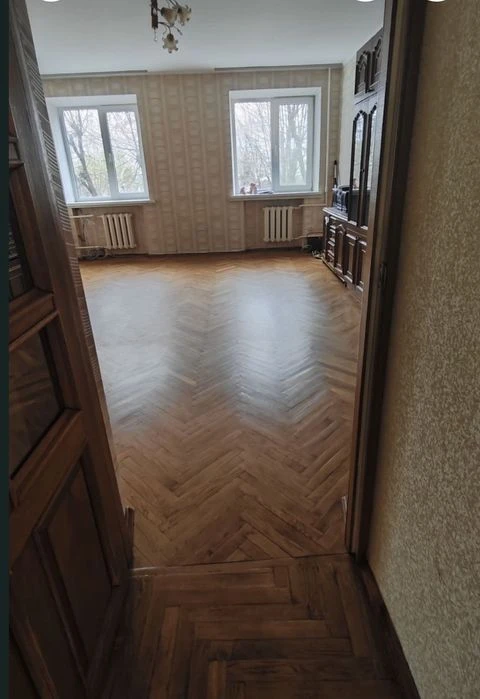 Продаж просторої 3кімн квартири, гарний житловий стан, р-н В