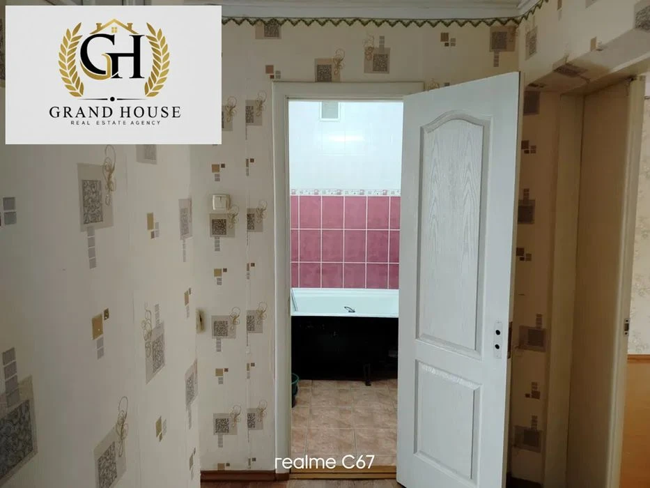 Продам 3 кімнатну квартиру на Гірничому