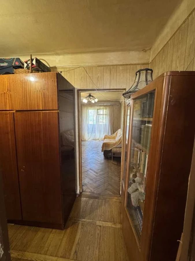 Продажа 3-комнатной квартиры 66 м², Верховинная ул., 80