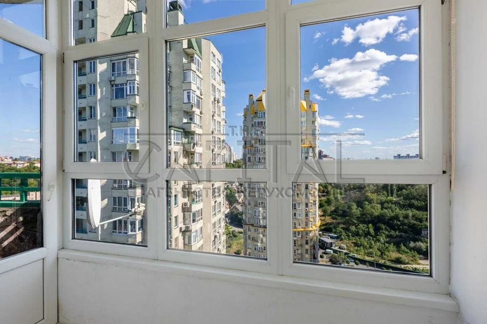 Продаж квартири, вул. Мокра, ЖК "Пори року", Солом'янка