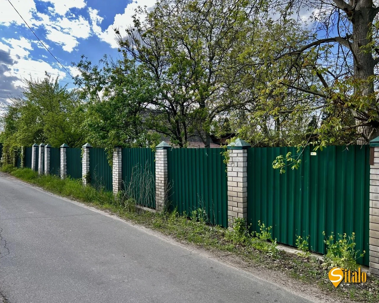 Продажа участка под индивидуальное жилое строительство 5.5 с