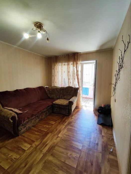 Продаж 2к.кв., 2й Южний мкр-н. /Піски/.