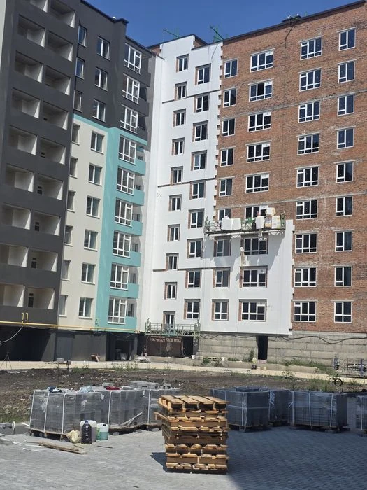 Продаж 1к.квартири виновобудові на Виставці.