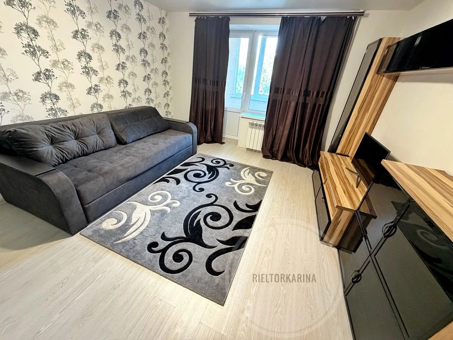 Дубки/Новобузька 1к квартира 38м2 в продажу на 3 поверсі з 9