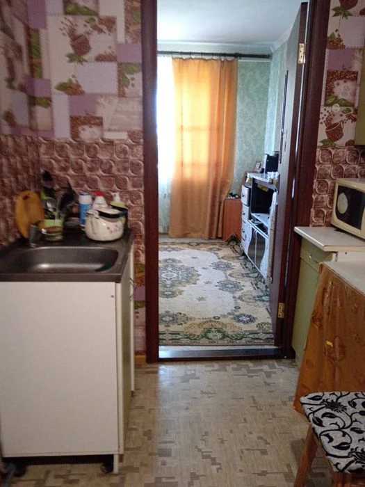 Продам 1 к. кв. Гостінка. Корабельний район.Власник