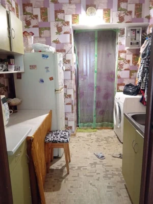 Продам 1 к. кв. Гостінка. Корабельний район.Власник