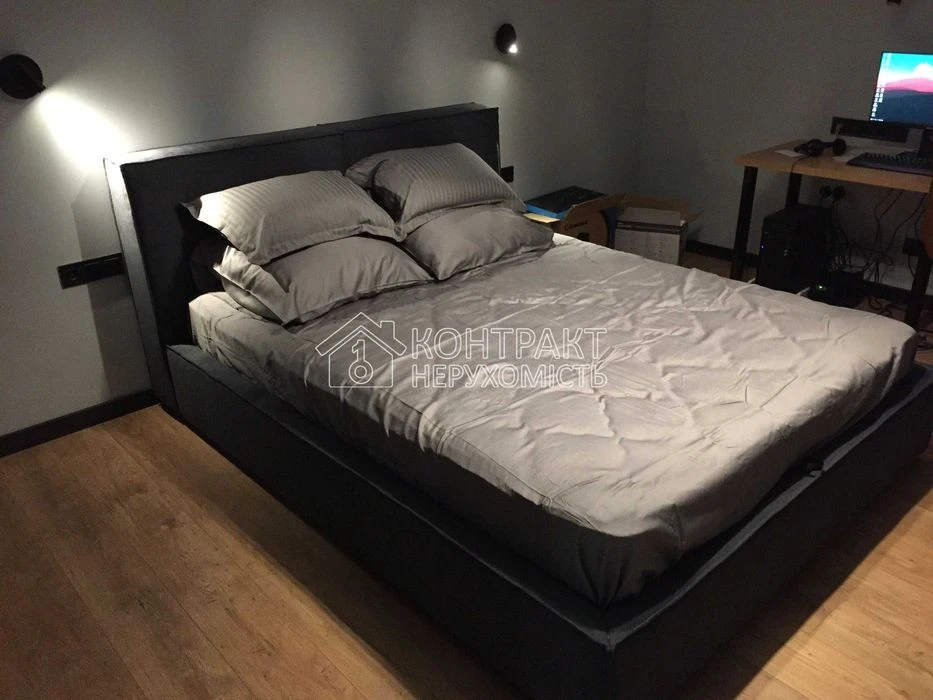Продаж 2 квартири-сталінки в Центрі пр.Героів Харкова