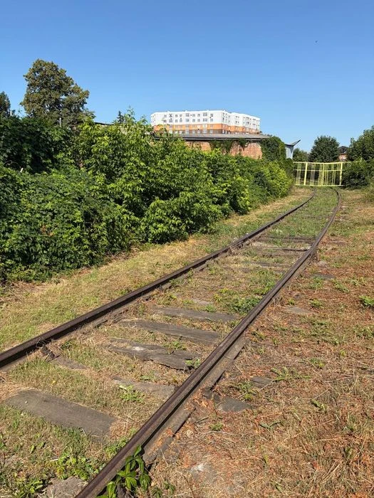Земельна ділянка під комерційний вид діяльності в центральні