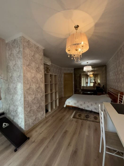 ЖК «Синя Птиця» — сімейна 3-кімнатна в центрі, парк і море п