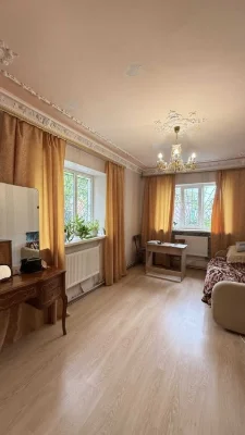 Будинок на вулиці Курській, селище Котовського!