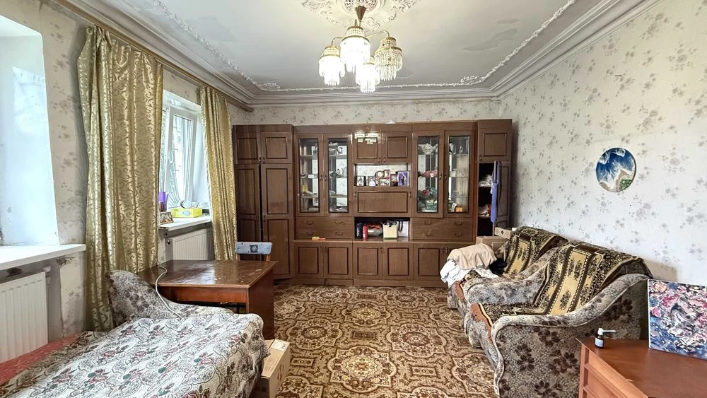 Будинок на вулиці Курській, селище Котовського!