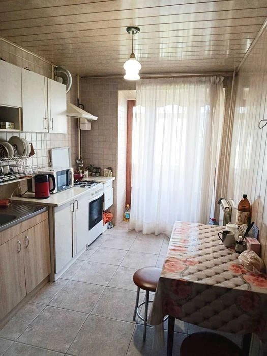 продам 3 кімнатну чешку проспект Центральний 3 Слобідська,ре