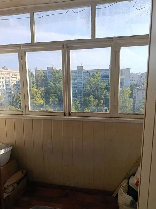 продам 3 кімнатну чешку проспект Центральний 3 Слобідська,ре