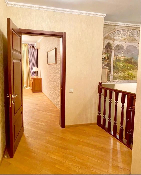 Продажа 5 Комн.кВ Центр