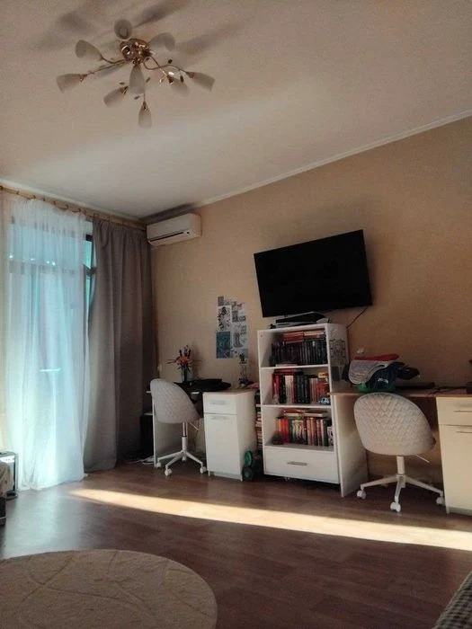 Продаётся 2 комнатная квартира на Новых Домах, рядом метро А