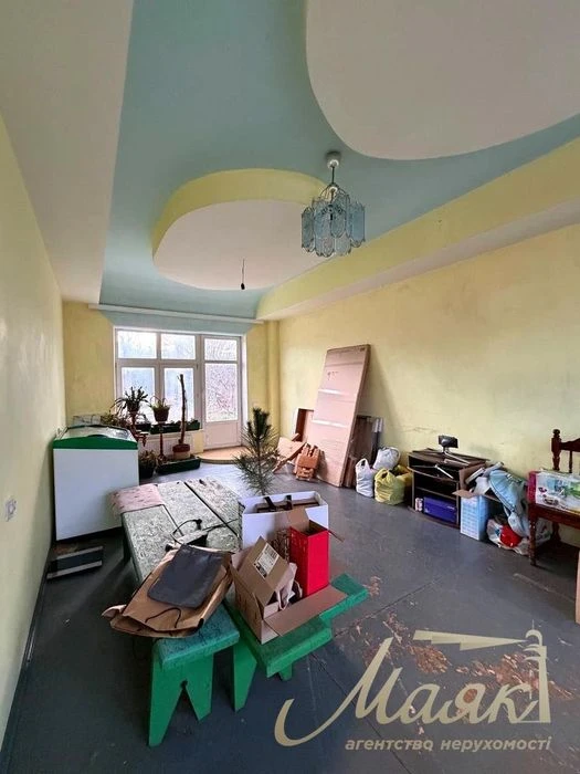 Продаж будинку площею 168 м² біля озера з фруктовим садом, 1