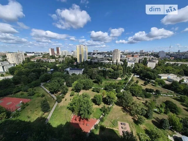 Sale of 3-room apartment 103.3 sq. m. on Garmatna St. 38B • ID 345