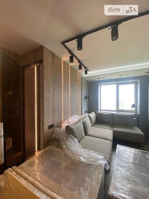 Sale of 3-room apartment 103.3 sq. m. on Garmatna St. 38B • ID 345