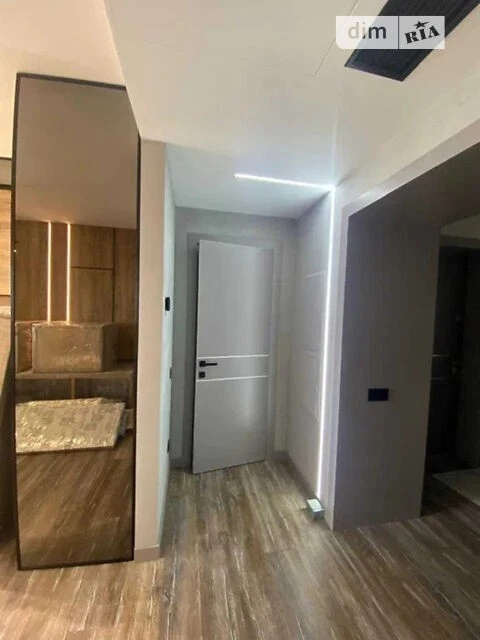 Sale of 3-room apartment 103.3 sq. m. on Garmatna St. 38B • ID 345