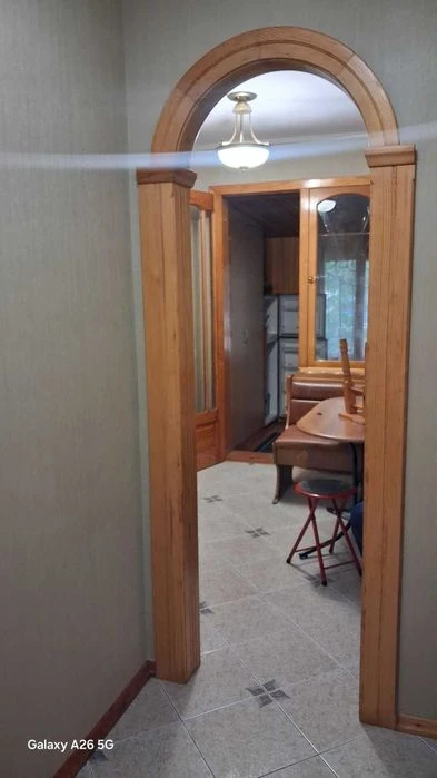 2х комнатная квартира. Фонтанская дорога. 1й этаж!