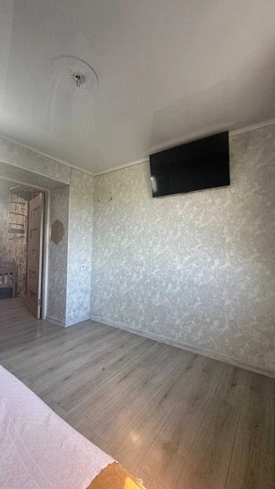 Продам 2 кімнатну квартиру на землі зі своїм окремим входом,