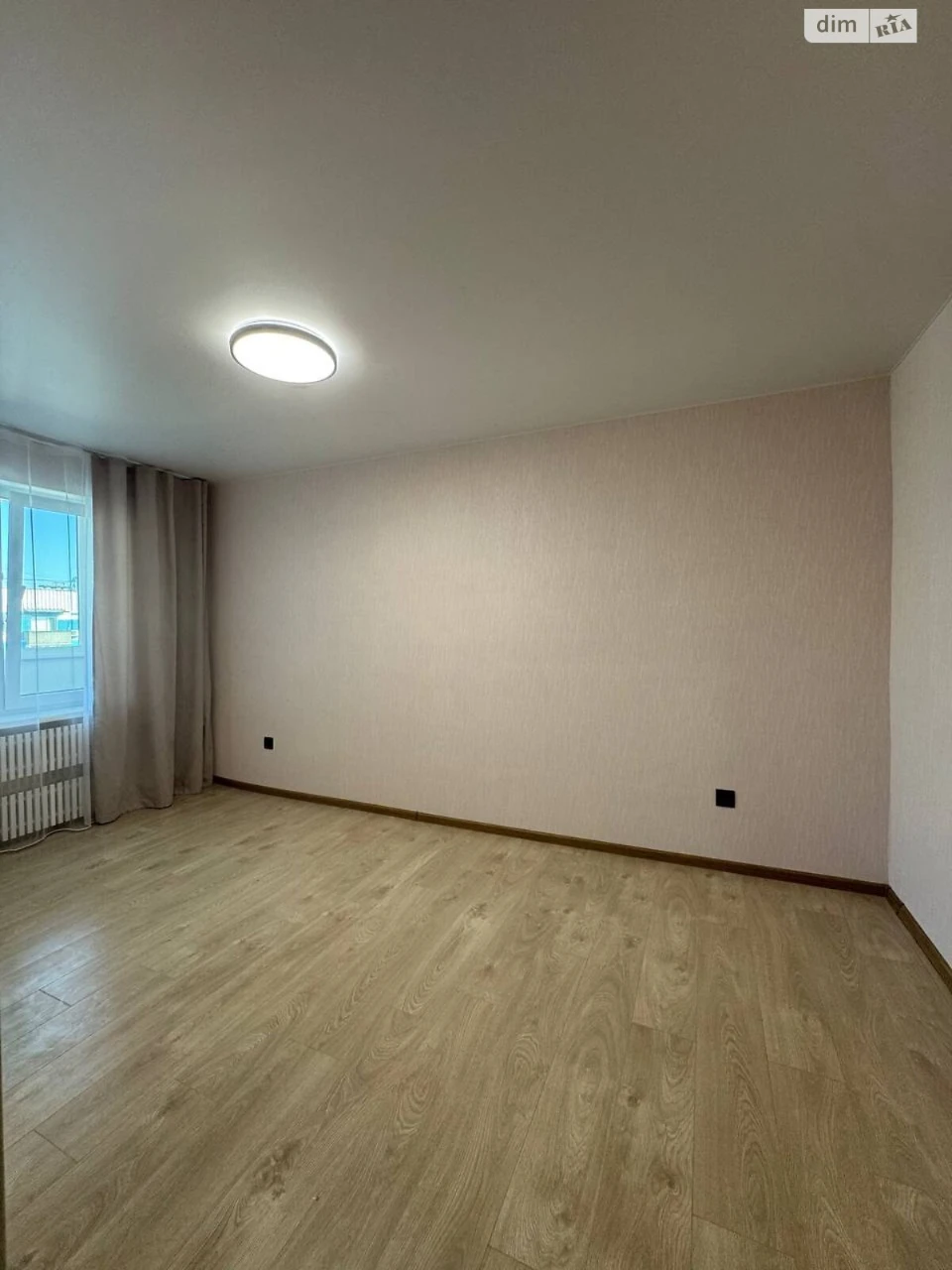 For sale Apartment Livoberezhny
