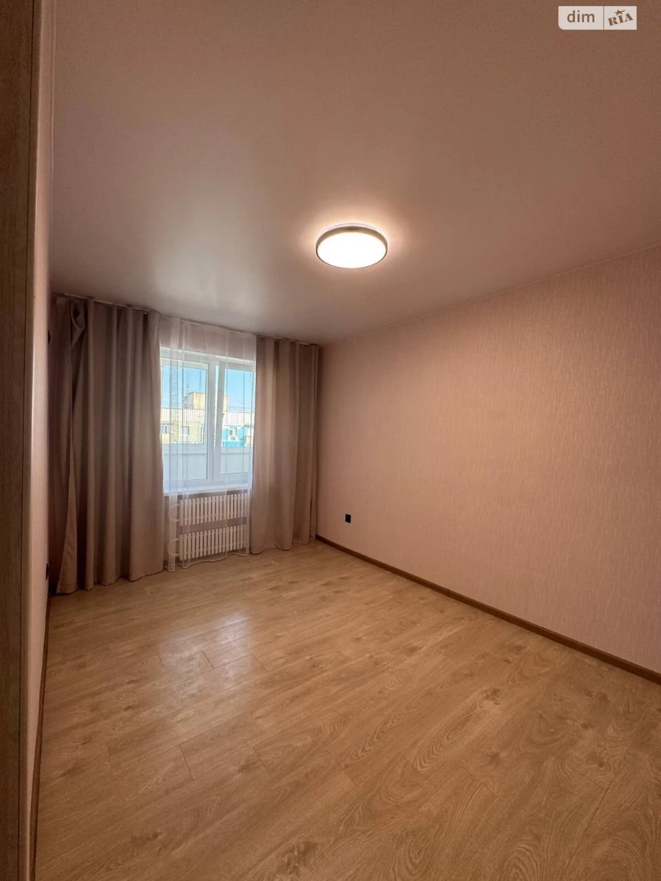 For sale Apartment Livoberezhny