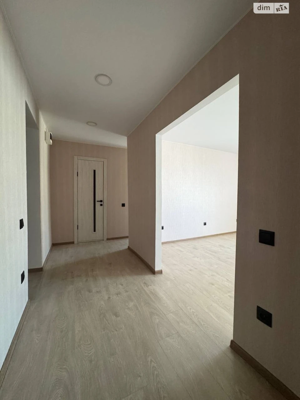 For sale Apartment Livoberezhny