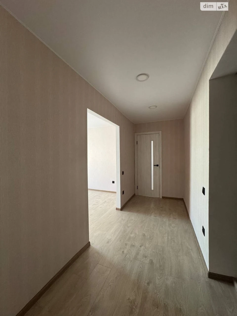 For sale Apartment Livoberezhny