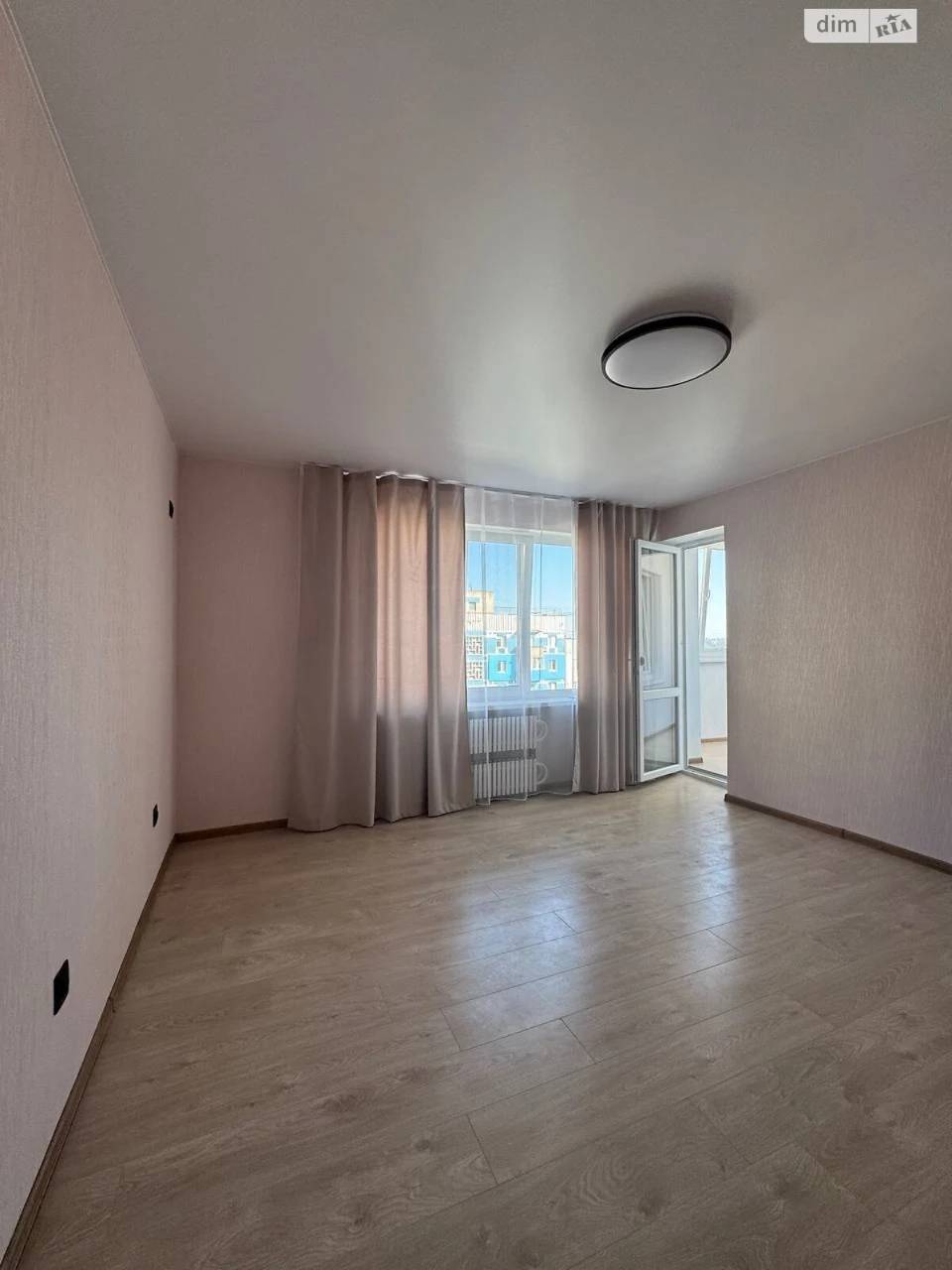 For sale Apartment Livoberezhny