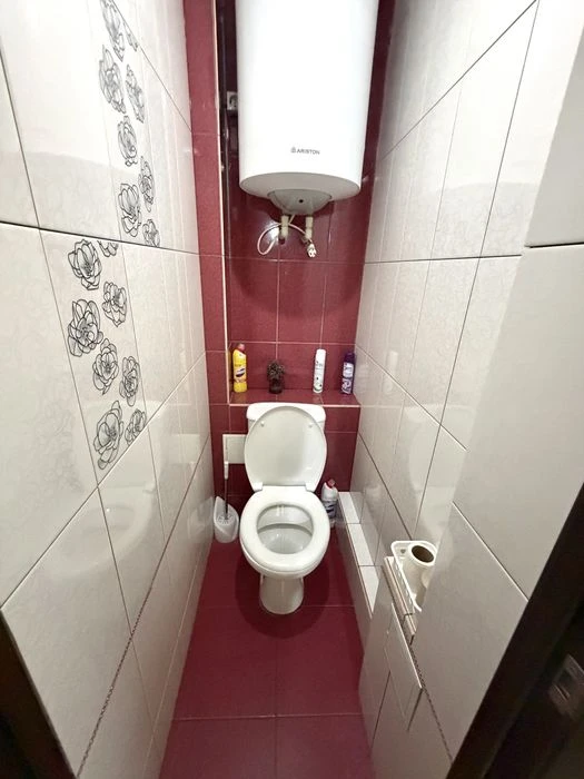Продается 3 ком квартира в Александровском р-не по улице Коз