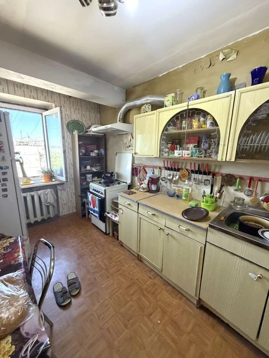 Продается 3 ком квартира в Александровском р-не по улице Коз