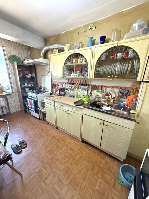 Продается 3 ком квартира в Александровском р-не по улице Коз