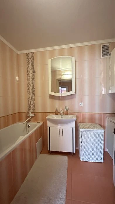 Продаж 2к в новобудові.Ремонт. Меблі та техніка . Надійний з