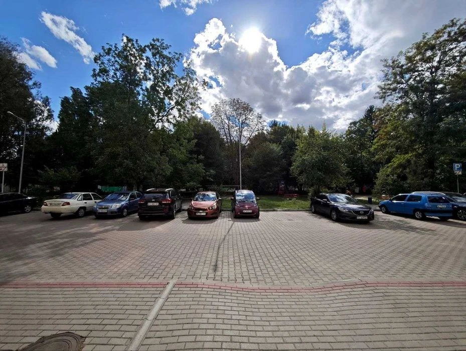 Продається 2-к квартира по вул. Потебні. Без комісії для пок