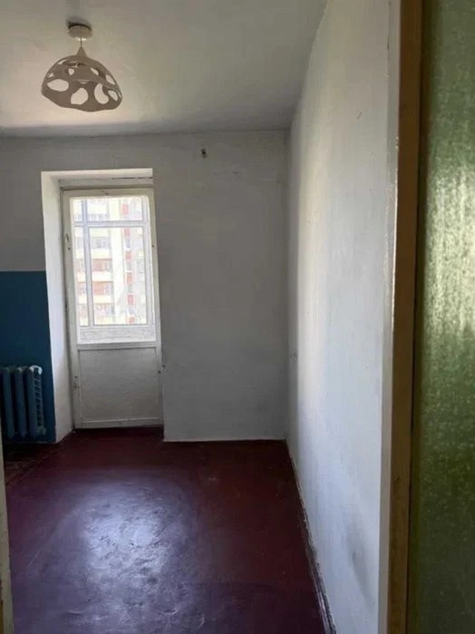 Продаж 1 кімнатна квартира пр. Вячеслава Чорновола, Варшавсь