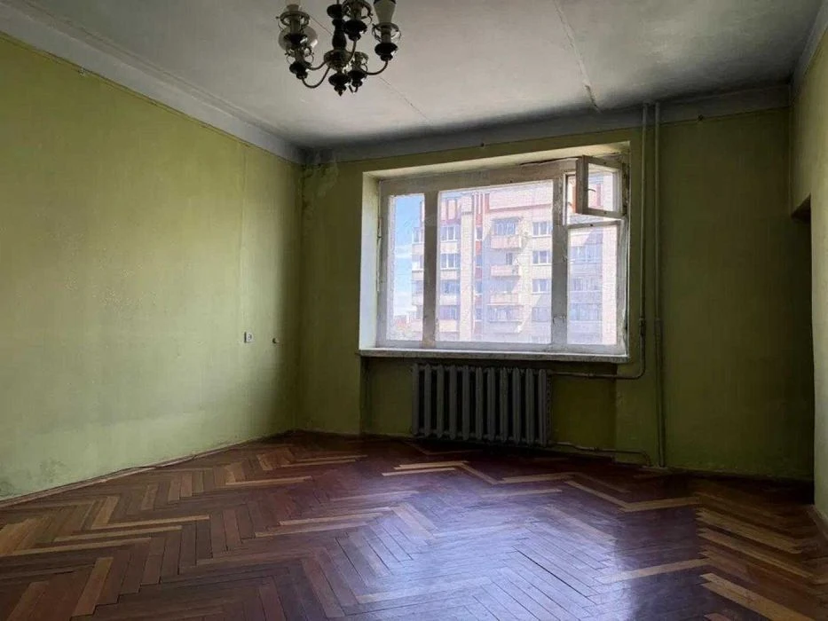 Продаж 1 кімнатна квартира пр. Вячеслава Чорновола, Варшавсь