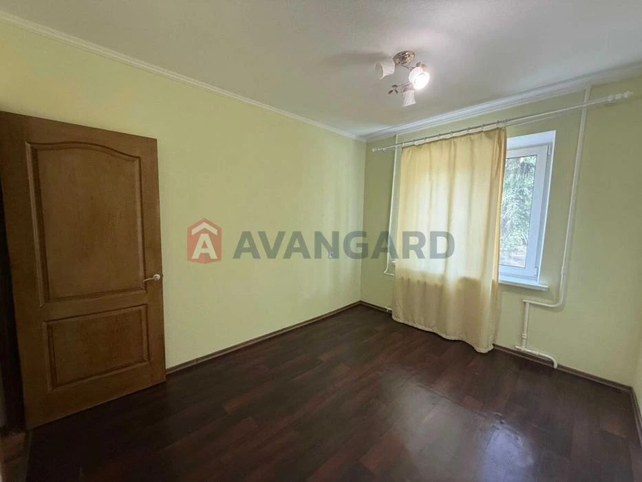 Продам 3к квартира 1й этаж Победа 56000$