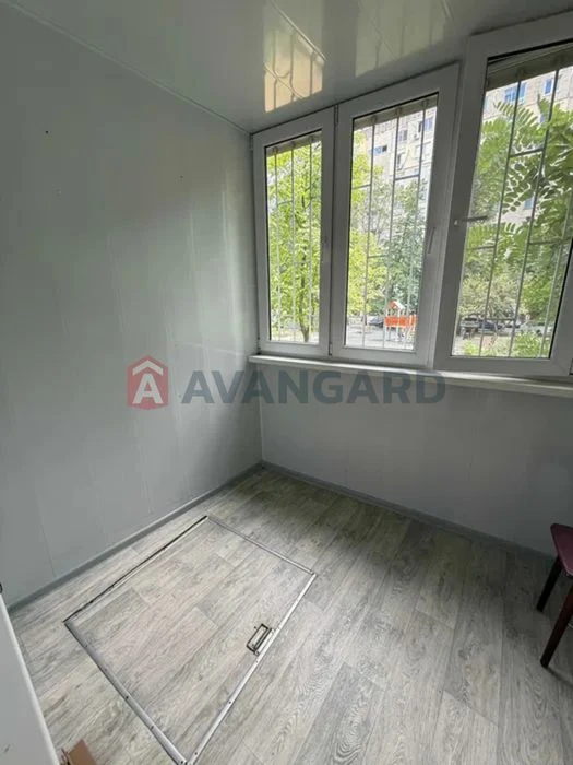 Продам 3к квартира 1й этаж Победа 56000$